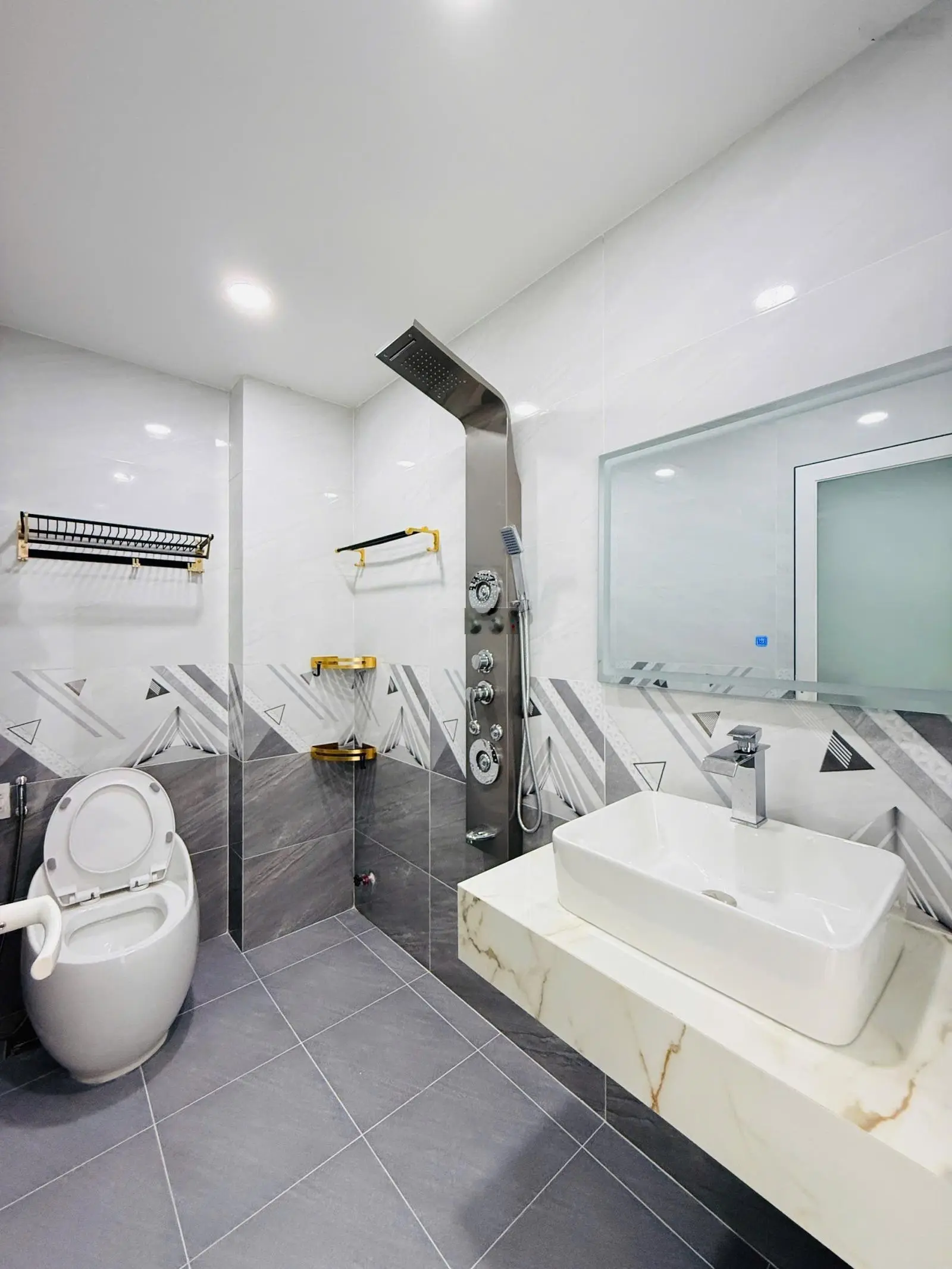 Bán Nhà riêng tại 42/18 Đường Số 3, Phường 8, Gò Vấp, 9,95 tỷ, 61,4 m2