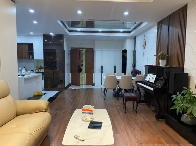 Bán căn hộ tại C37 Bộ Công An - Bắc Hà Tower, Nam Từ Liêm. Diện tích 95m2