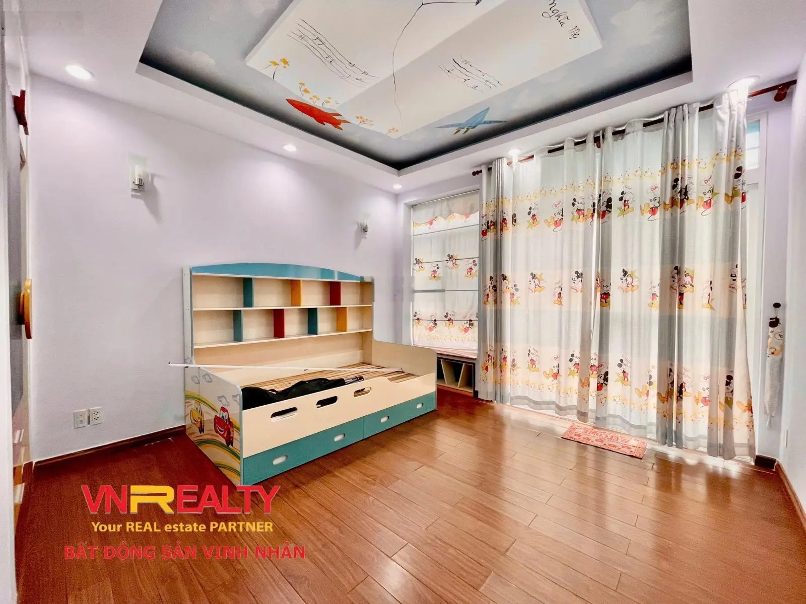[15,5 tỷ TL]nắm chìa khóa duy nhất 01 căn nhà MT đg số Nguyễn Thị Thập hoàn công có tầng hầm full