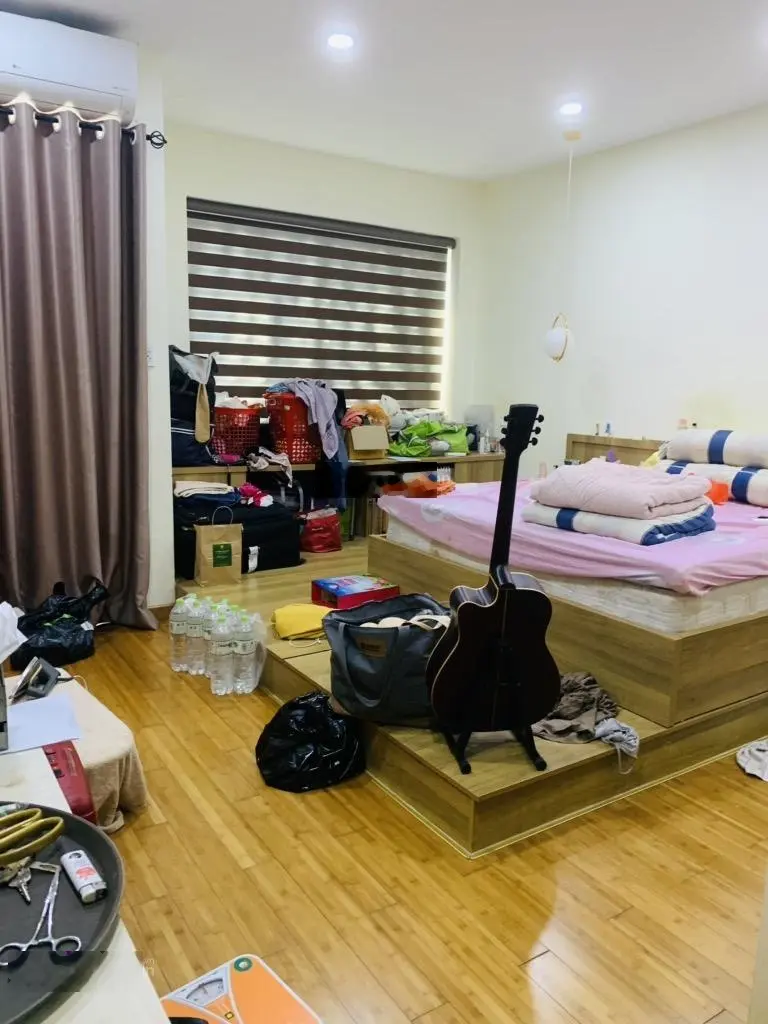 Bán nhà MTĐS KDC Ven Sông Tân Phong Q7 - 90m2 4 tầng - đối diện Rmit - tài chính 19 tỷ