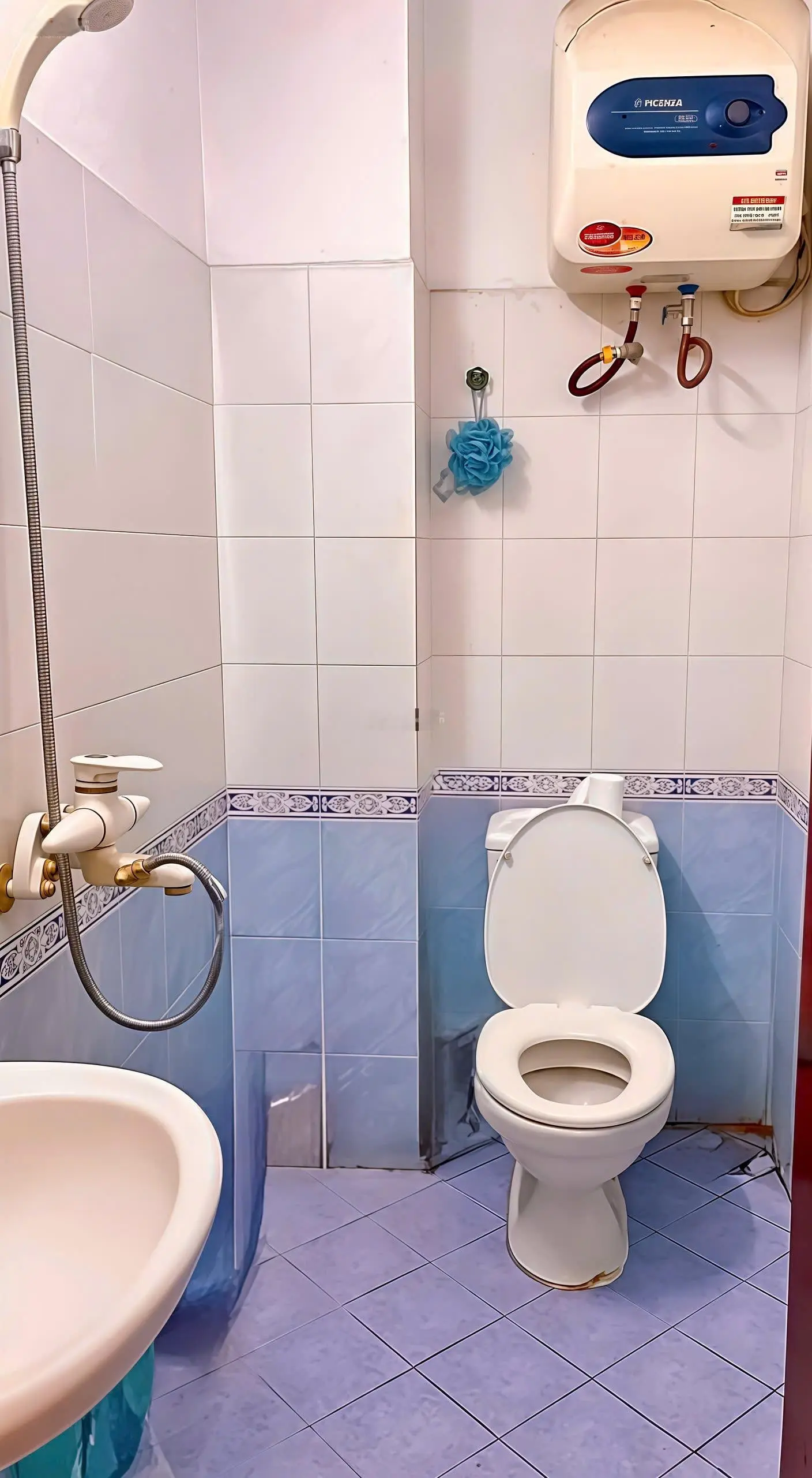 Bán nhà phân lô phố Nguỵ Như Kon Tum 55m2*4T, MT:4m, ngõ thông, oto tránh, sổ vuông, giá 16tỷ.