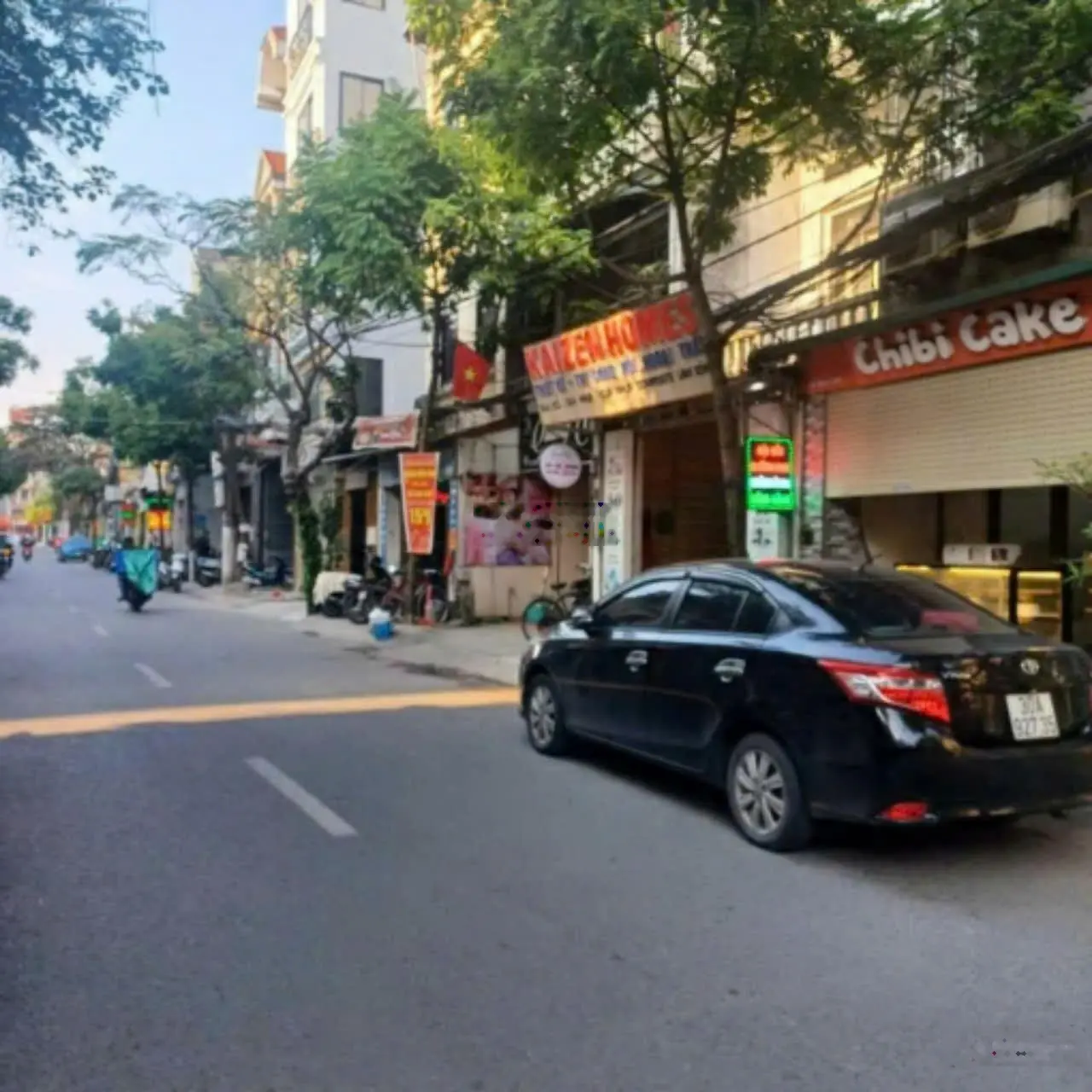 Bán nhà phố Trần Bình đường thông, vỉa hè, kinh doanh, gần chợ 55m2 17 tỷ