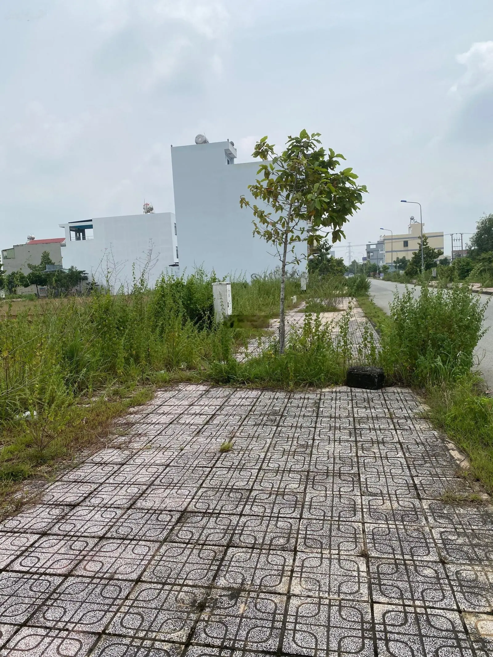 Gấp quá, cần tiền bán nhanh 1 lô 93.8m2 đường N5 hướng Bắc gần trường học trong KDC An Thuận LThanh