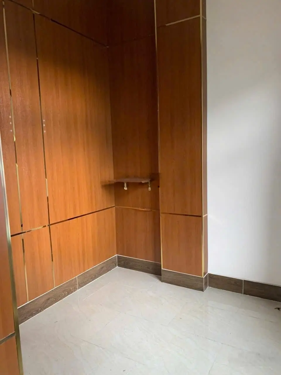 Chủ gửi bán căn nhà 1t1l phường hoá an tp biên hoà. dt: 5,5x13,5=68,5m2. giá: 3tỷ4 tl