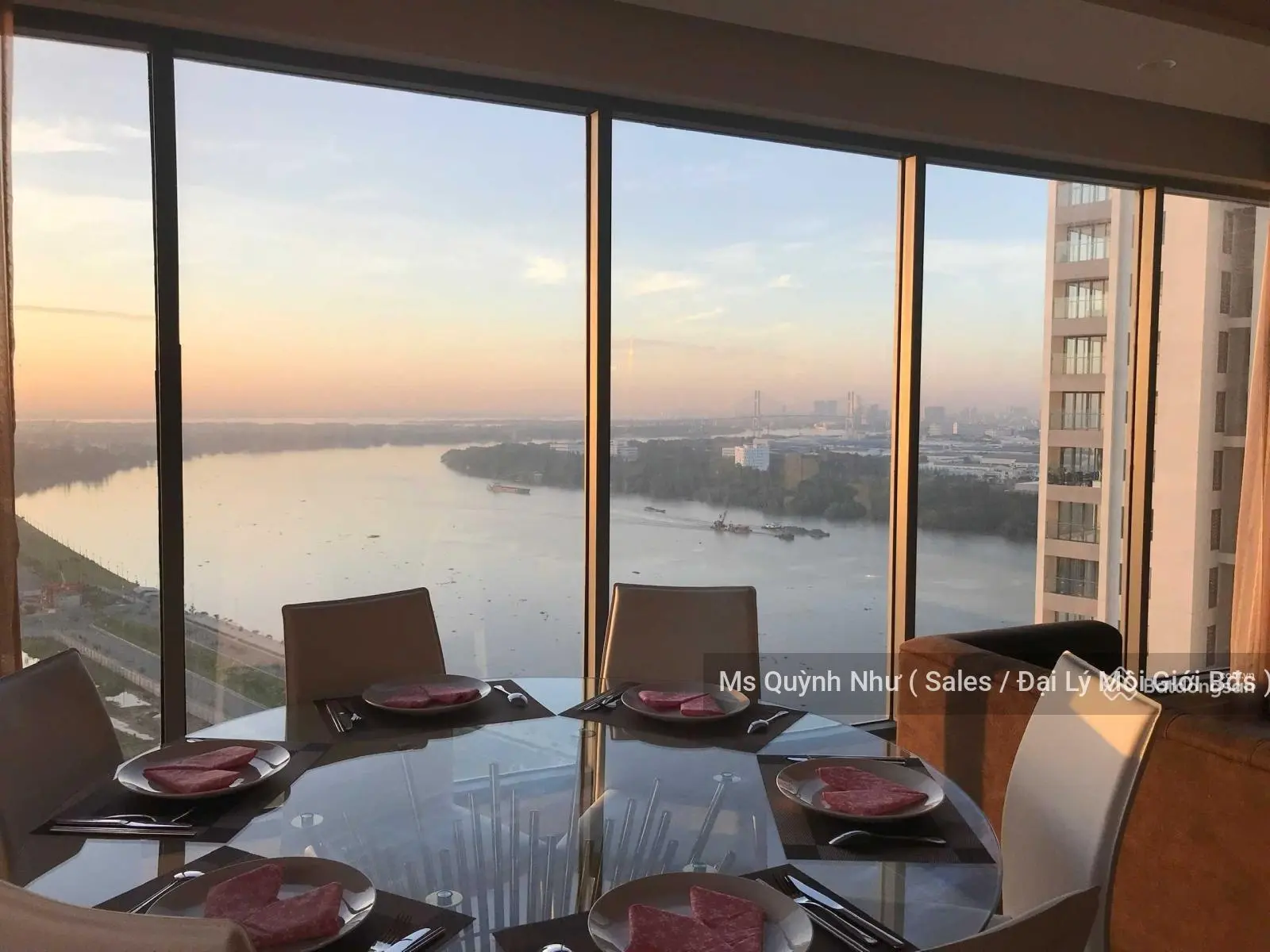 Nhà thật - Hình thật - 3 Phòng Ngủ - View trực diện sông từ phòng khách - DT 119m2 - Gía 13,8 tỷ