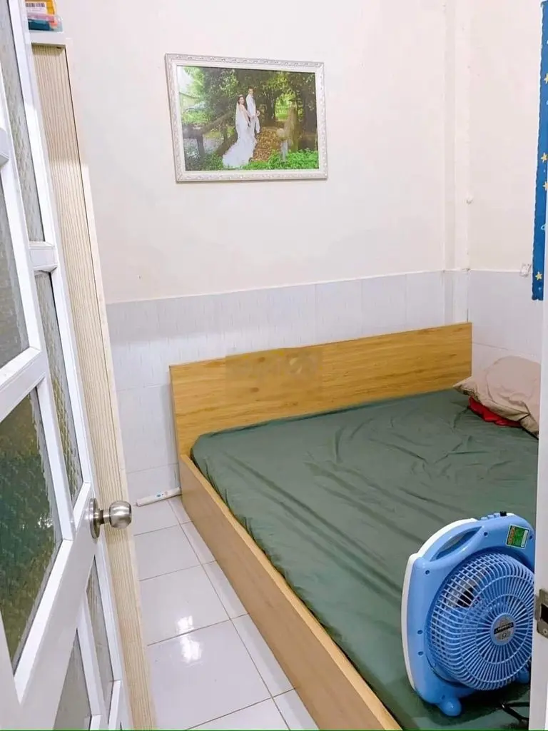BÁN NHÀ ĐANG Ở 70M2 CHỈ 640 TRIỆU SHR CHỢ BÌNH ĐIỀN, BÌNH CHÁNH