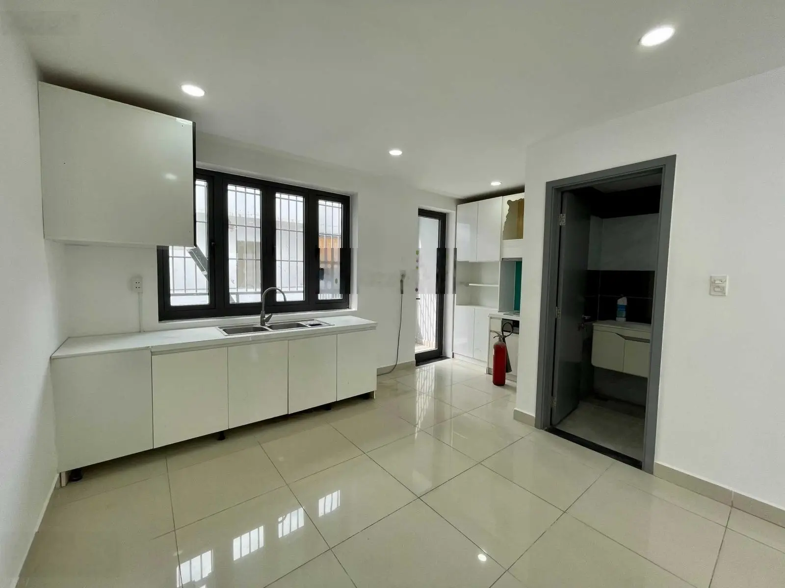 Bán nhà phố kinh doanh mặt tiền đường N8 KDC Jamona City Quận 7. DT 5x17m hướng Tây Bắc giá 16,5 tỷ