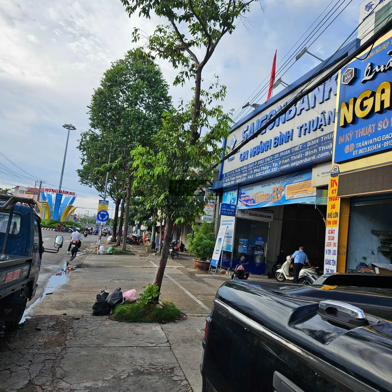 Xuất cảnh, cần bán nhà mặt tiền Trần Hưng Đạo, diện tích sổ đỏ: 153m2, diện tích thực tế: 213m2