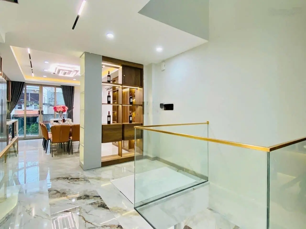 Bán gấp căn nhà Hậu Giang, p.6, Quận 6. Giá 2,99 tỷ, DT 56m2, LH Như 0766372453, đường hẻm xe hơi