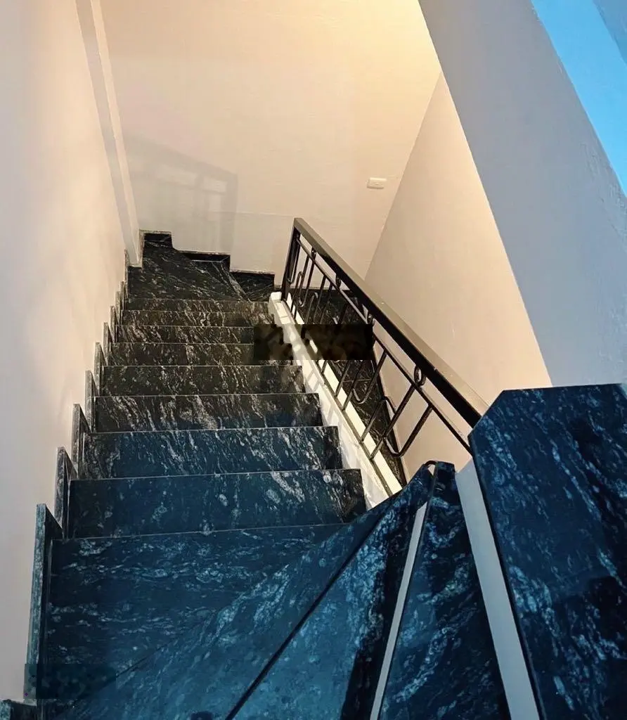 Bán nhà phố Hồng Mai - Ngõ thông kinh doanh - 25m2 - 5 tầng full đồ. Giá: 3,93 tỷ. LH: 0779 548 ***