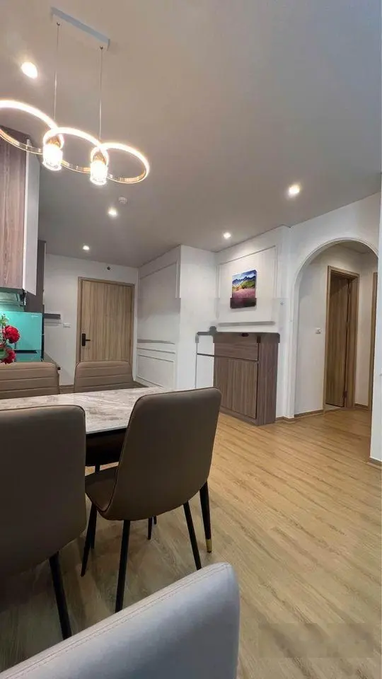 Do chuyển sinh sống, cần bán căn 2PN 68m2 Greenbay Bim 30 tầng, trung tâm du lịch Bãi Cháy, Hạ Long