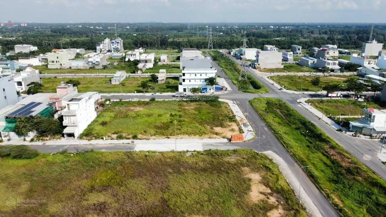 Chính chủ bán nền khu dân cư - Tên Lửa 2