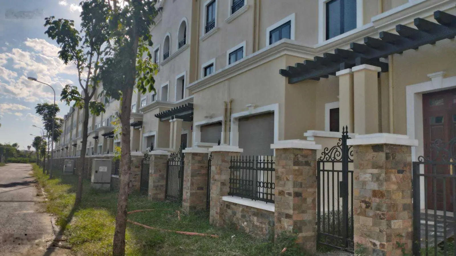 Bán nhanh căn biệt thự xẻ khe hoa hậu 150m2, tại Sudico Nam An Khánh, Hoài Đức, Hà Nội, giá 18 tỷ