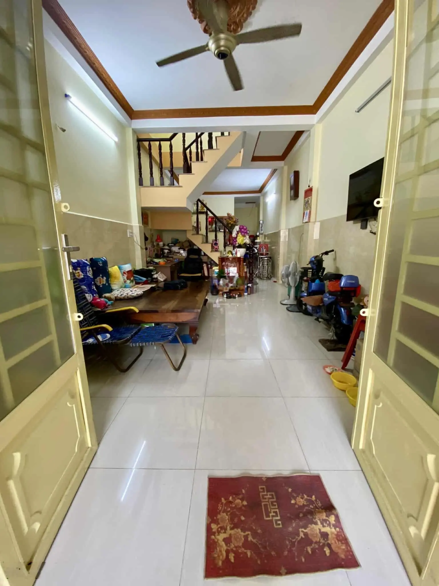 Nhà 2 tầng mái thái - hẻm nhựa xe tải 6m - ngay trung tâm hành chính hóc môn - 55m2 - giá 3.25 tỷ