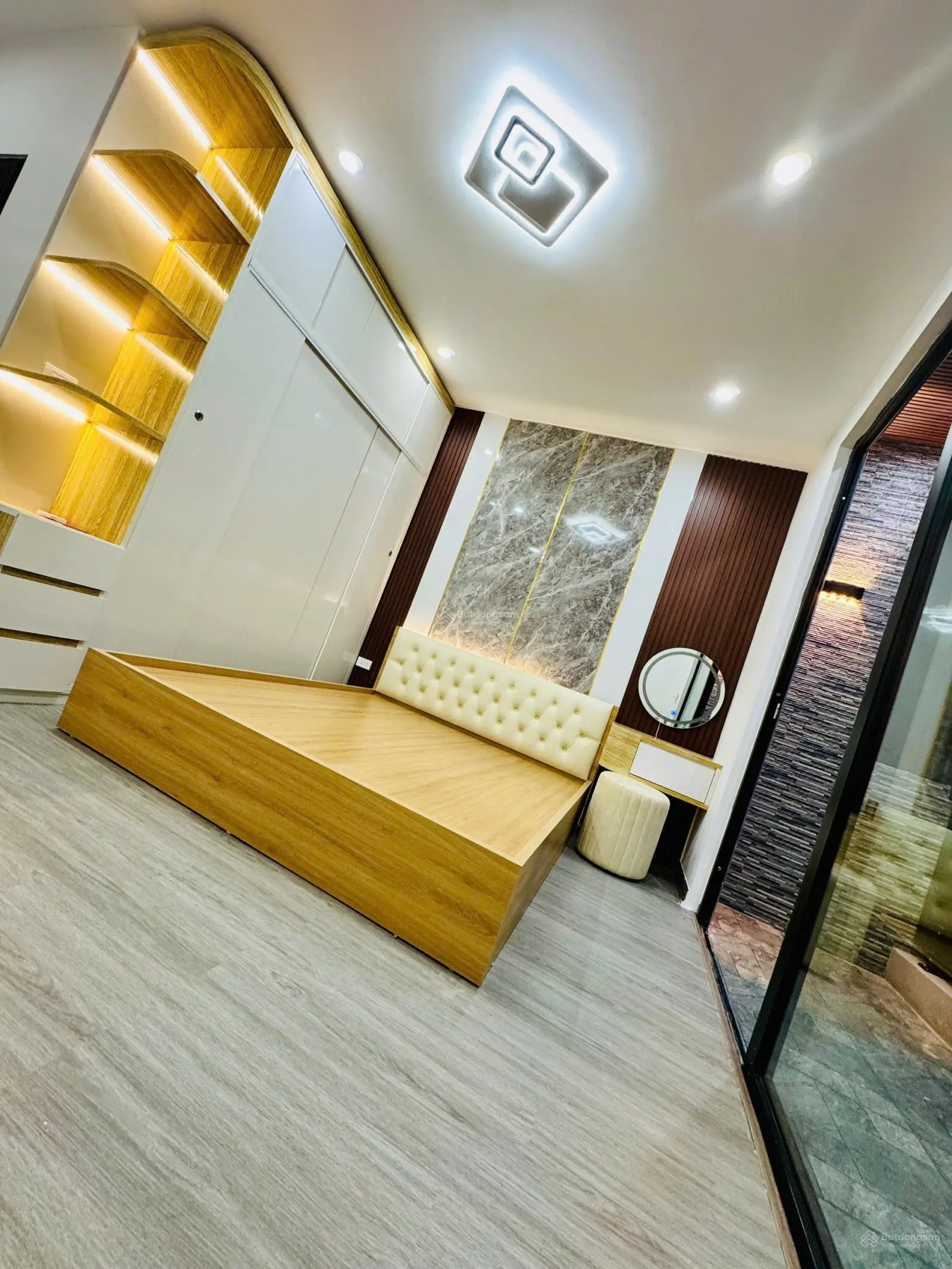 Gấp! Nhà đẹp Phú Thượng - Tây Hồ 43m2, 3 tầng, 3PN giá chỉ 7.x tỷ thương lượng - Siêu hiếm