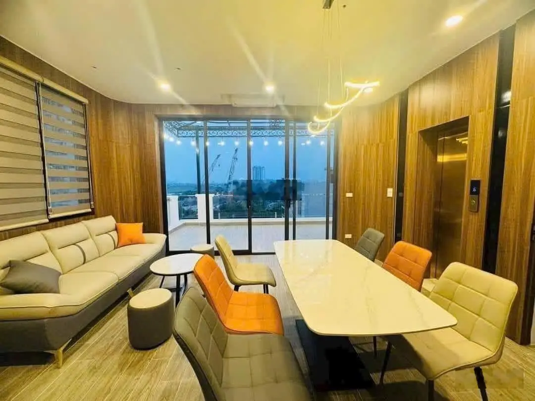 Bán nhà Phúc Lợi căn góc 51m2 x 6 tầng x 6m MT, thang máy, ngõ ô tô tránh nhau, kinh doanh