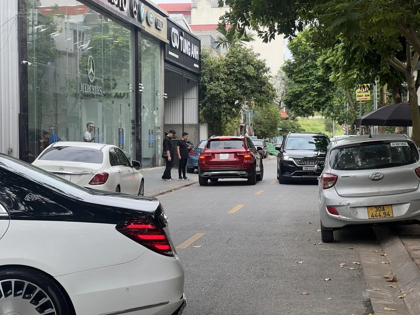 Đất đẹp lô góc Giang Biên 1 mặt ngõ 1 mặt đường ô tô vào thoải mái 50m ra mặt phố tiện ích