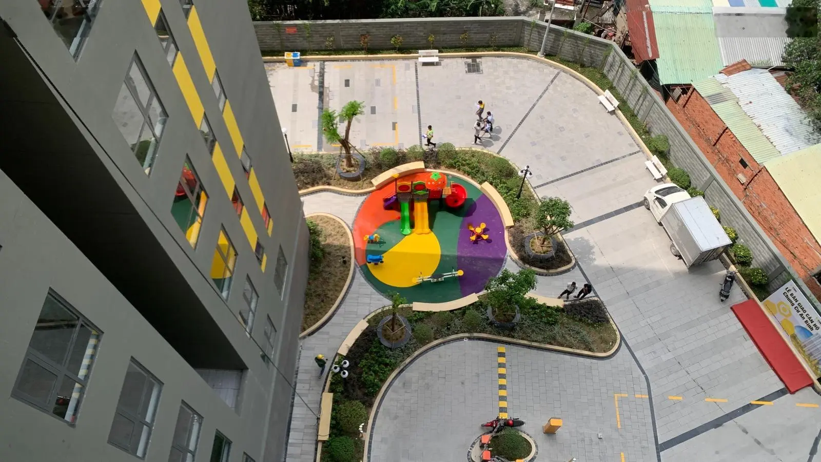 Giá rẻ nhất thị trường! Chính chủ cần bán gấp căn hộ Bcons Polygon 2PN + 2WC 54m2 giá bán 1tỷ970