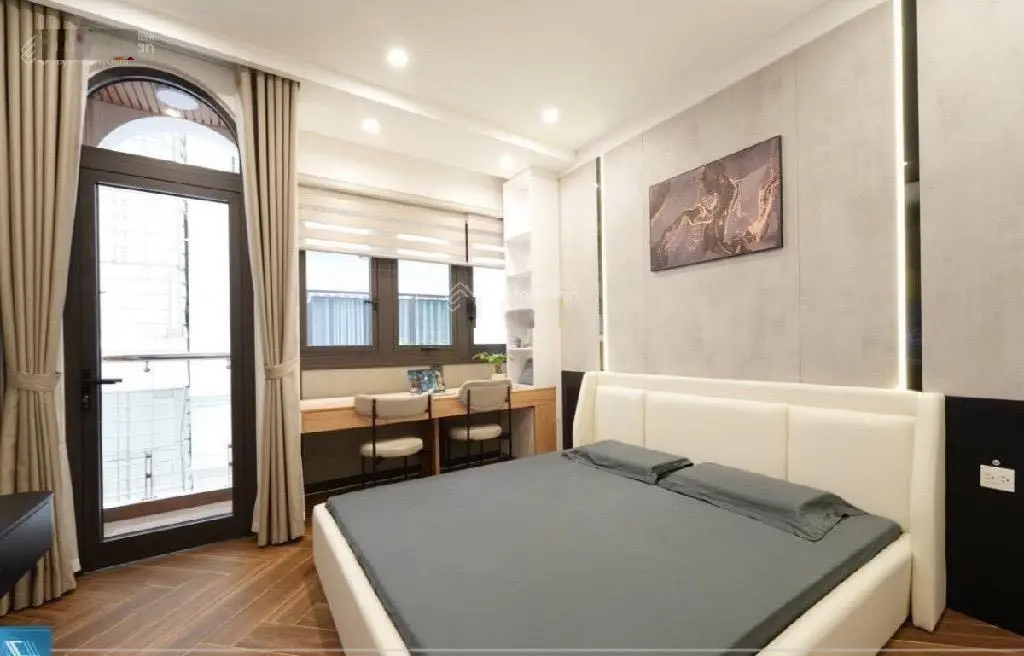 Bán nhà Lương Khánh Thiện 42m2 x 5T mặt tiền bề thế, nhà đẹp ở luôn, nội thất tiền tỷ, 10m ra phố