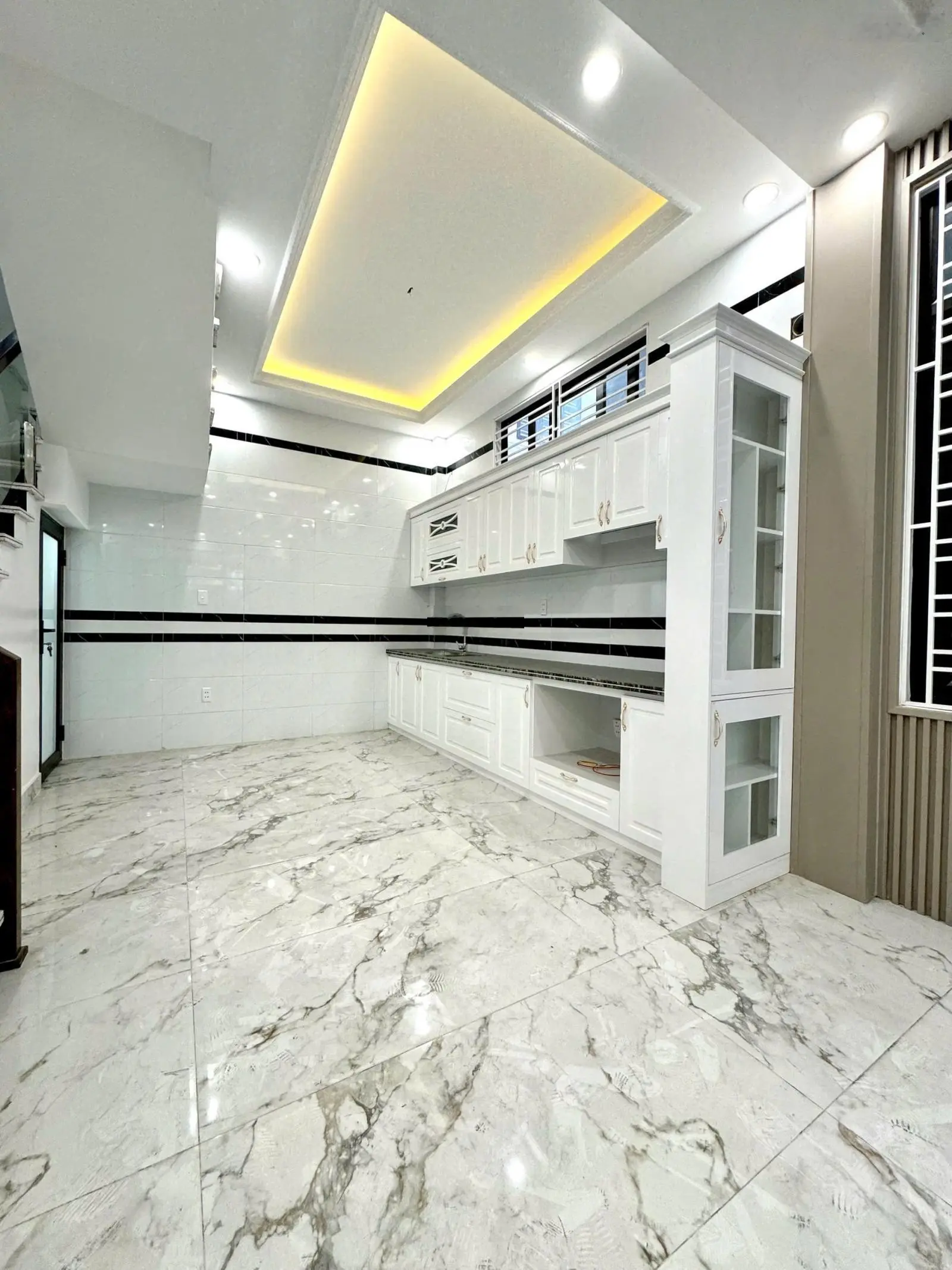Nhà đẹp mới tuyến 2 lê hồng phong