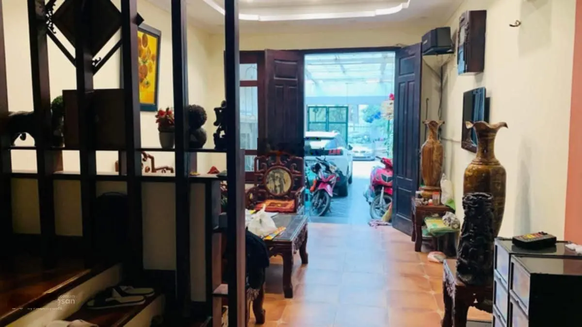 Bán nhà ngõ 78 DUY TÂN, Kinh Doanh, ô tô tránh, vỉa hè DT 100m2 x 4 tầng MT 4m.Gía 39.8 tỷ có TL