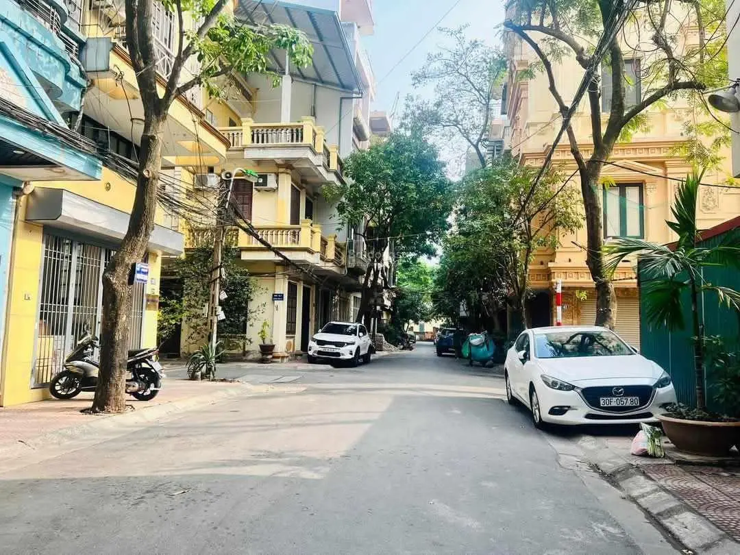 Tôi cần bán nhà Q. Tây Hồ, Xuân La 68m2, 5 tầng MT 4,5m, vỉa hè, KD, 21 tỷ