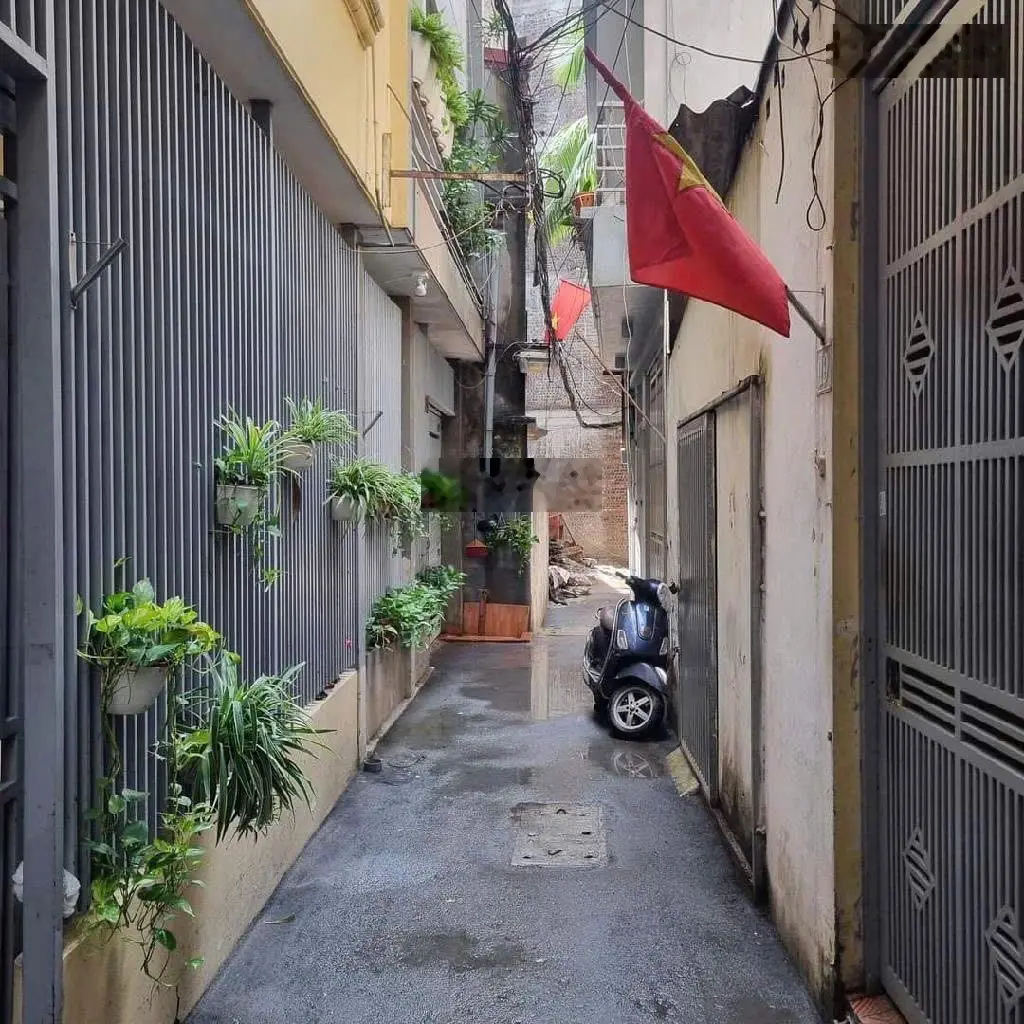 BÁN NHÀ ĐƯỜNG LÁNG SỔ 58M2 THỰC TẾ 75M - 3 TẦNG - MẶT TIỀN 5.1M - CÁCH PHỐ 30M - SỔ ĐẸP NGÕ THOÁNG