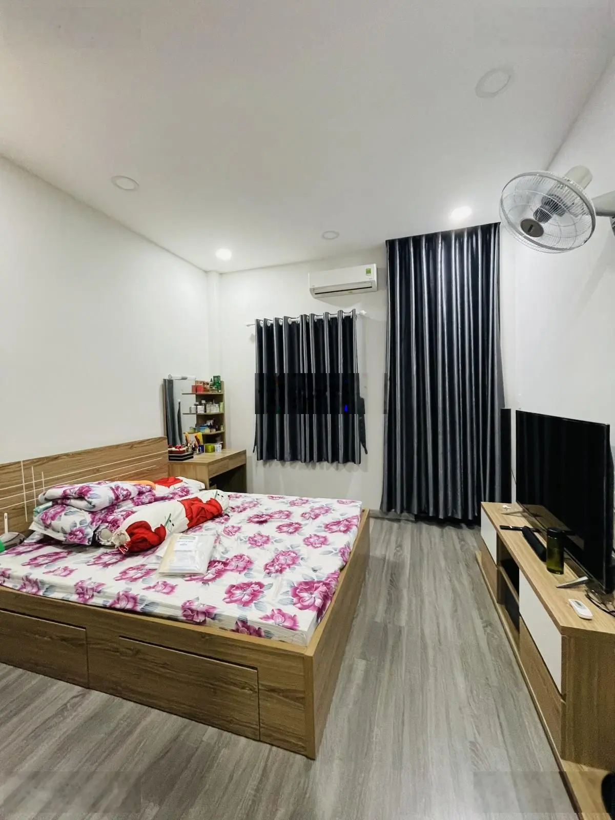 Ngợp giảm 1tỷ, bán rẻ nhà hẻm 1sẹc Thành Thái quận 10, giáp Q3, Q1, 62m2, 3tầng ngang 4m, nhỉnh 5tỷ