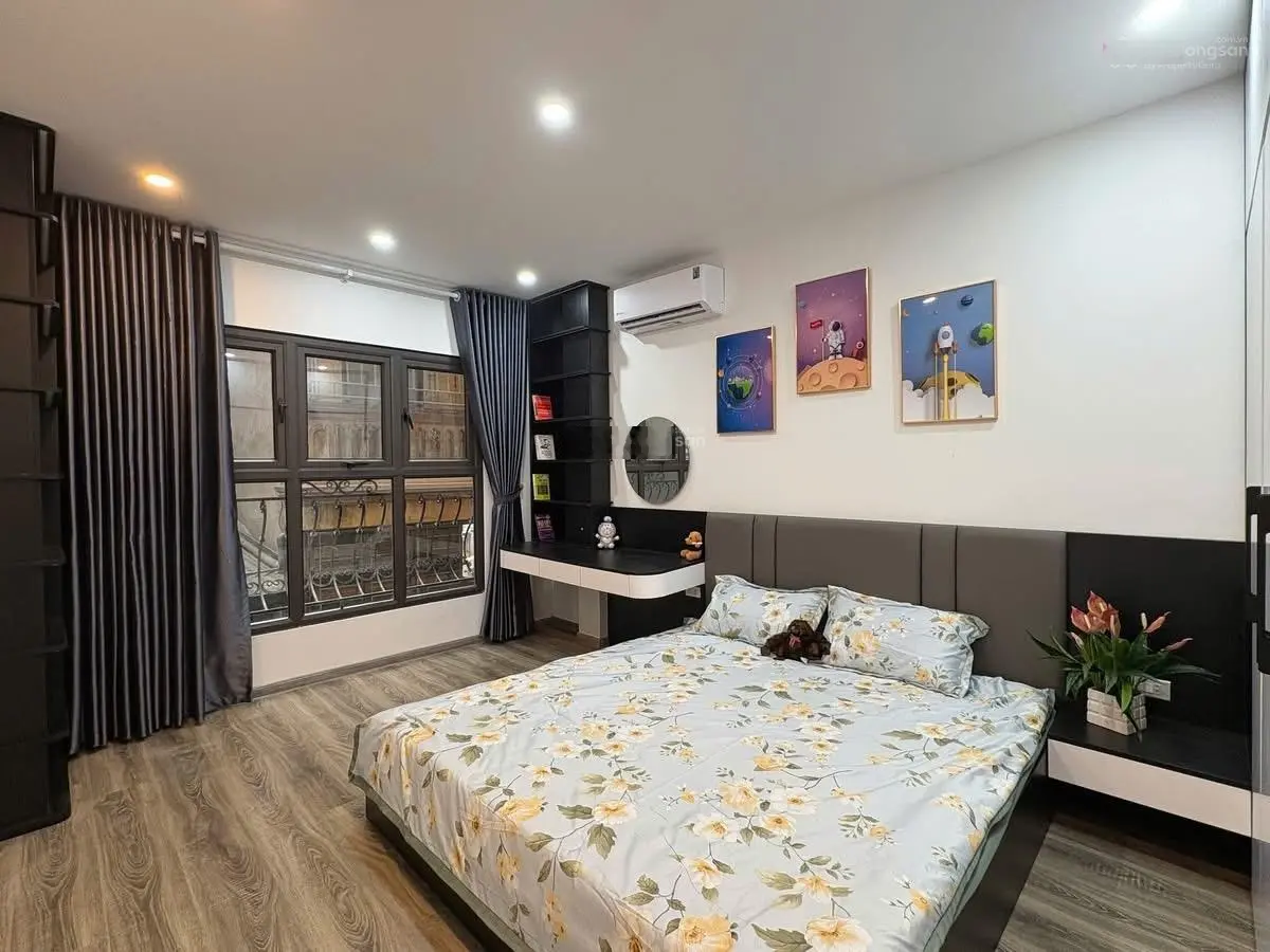 Chính chủ nhờ bán nhà Nguyễn Khang-60m2-5 tầng -gần phố - giá chỉ 9 tỷ ( Nguyễn Khang - Cầu Giấy