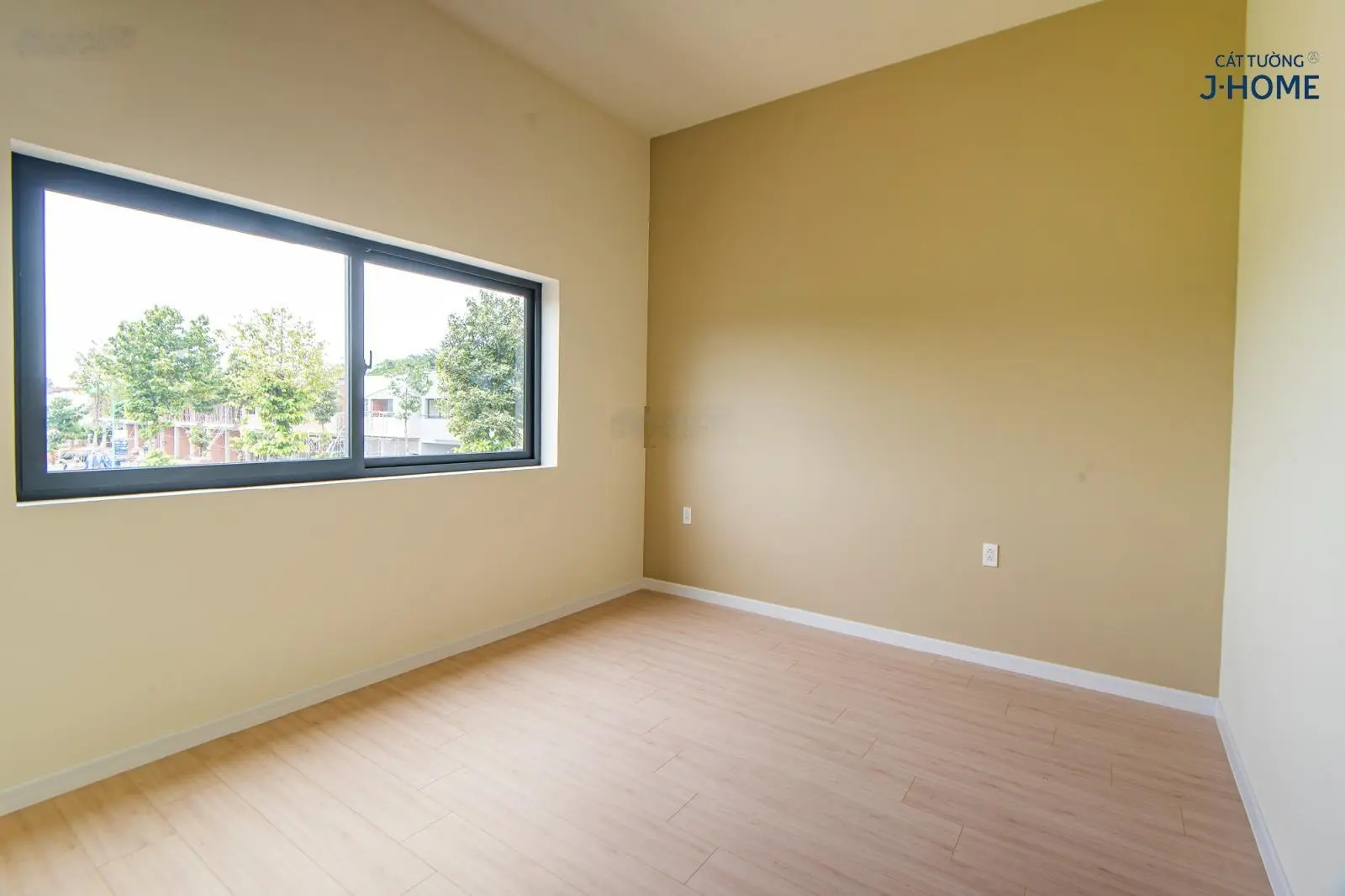 Tài chính cỡ 1,2 tỷ sở hữu căn nhà y hình luôn ạ. 76m2, SHR nhà trung tâm TP Thuận An