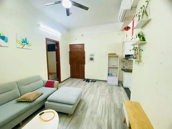 Bán chung cư Kim Văn Kim Lũ 55m2, 2 phòng ngủ, tầng thoáng sạch 2.78 tỷ. LH 0983 792 ***