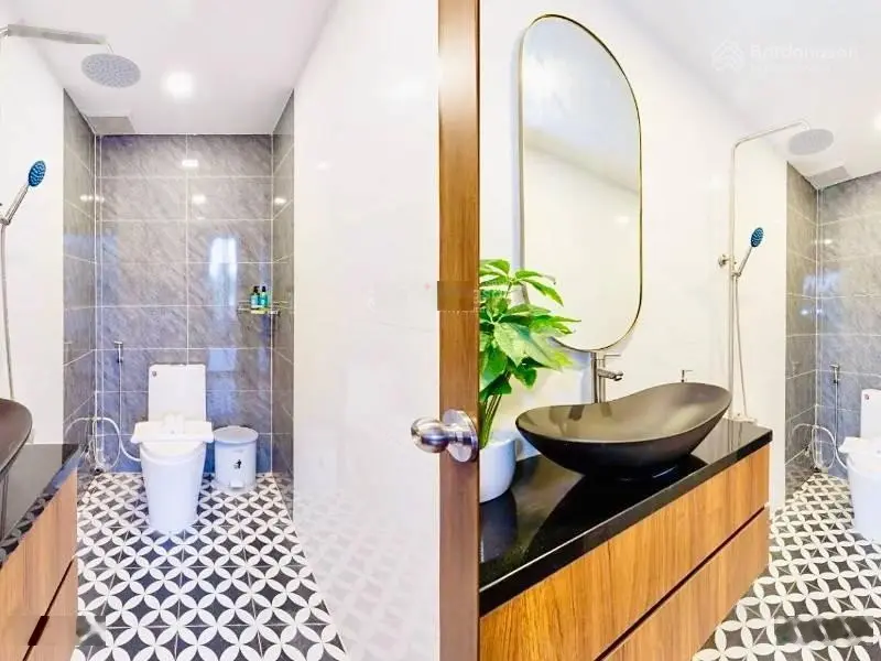 Bán gấp tòa nhà CHDV Lê Văn Sỹ, phường 10, Phú Nhuận: DT 145m2 - Hầm 7 Tầng - HĐT 120 triệu/tháng
