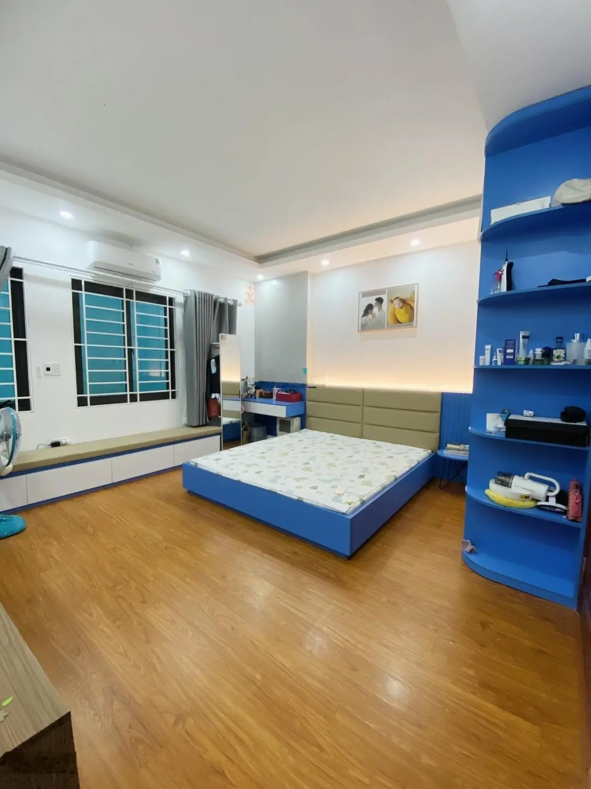 Bán gấp nhà riêng Thịnh Quang 40m 5Tg MT 4,0m chỉ 7,8 tỷl ô góc full nội thất ôtô đỗ cửa.
