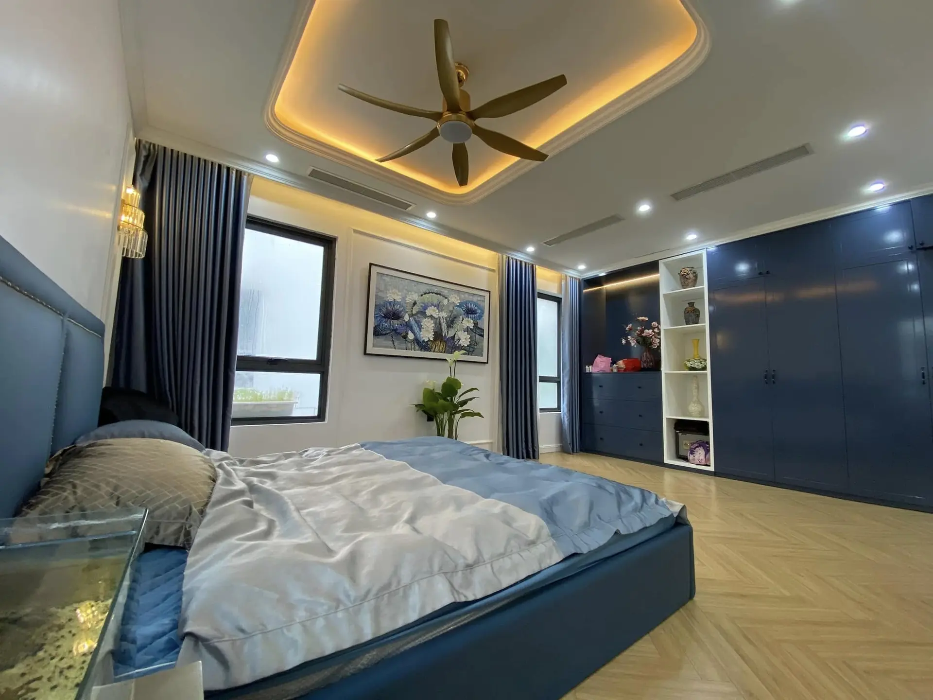 Cực đã! Phân lô Nguyễn Chí Thanh, mặt ngõ kinh doanh, ô tô vào nhà, DT 950tr/năm, 58m2*5T