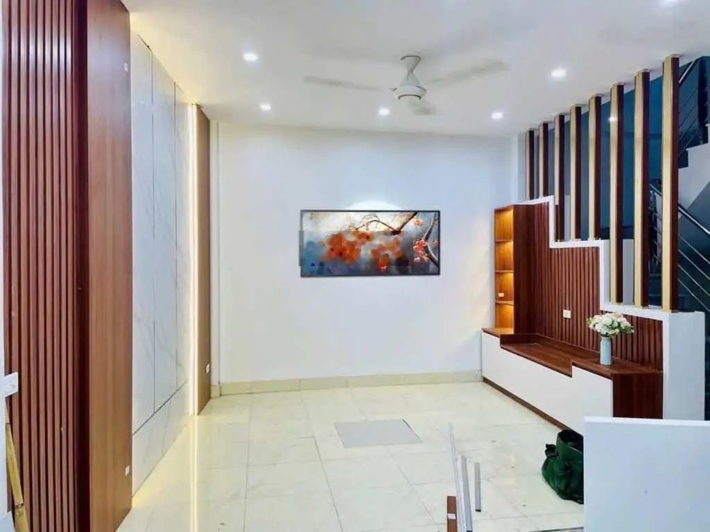 Cực hiếm nhà 3 tầng giá rẻ - Kim Chung, DT 65m2 mới koong, ngõ thoáng