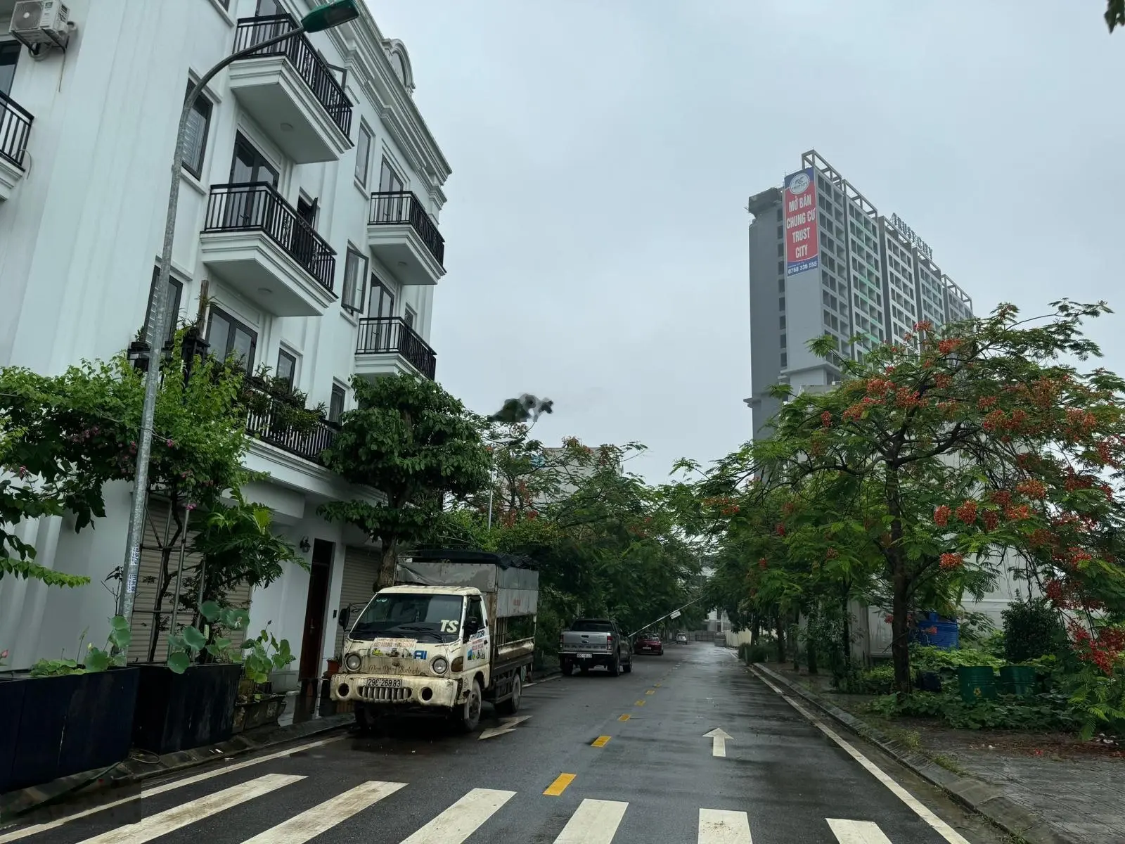 97m2 Đất mặt 7m giáp chung cư 21 tầng dự án Dragonpark (Trust City) giá tốt