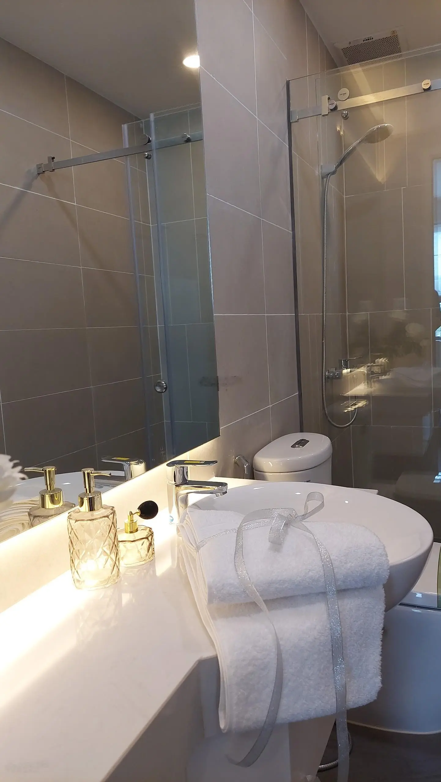 Chỉ 2tỷ5/căn góc 82m2 có 3PN tặng full nội thất, thanh toán 20% nhận nhà ngay, giá gốc CĐT