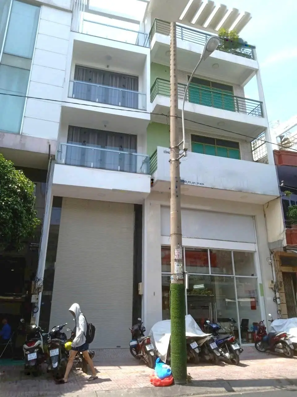Bán nhà mặt tiền đường Bình Thới, Quận 11. DT: 9x18m. Giá 38 tỷ