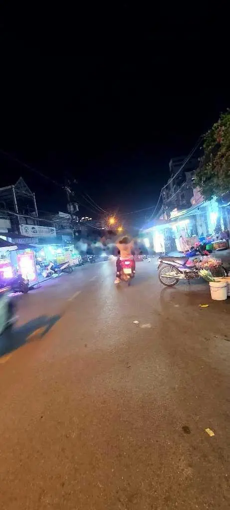Bán nhà Quận 8, dòng tiền ổn định. 45 triệu/tháng, 5 lầu, hẻm chợ 15tỷ5
