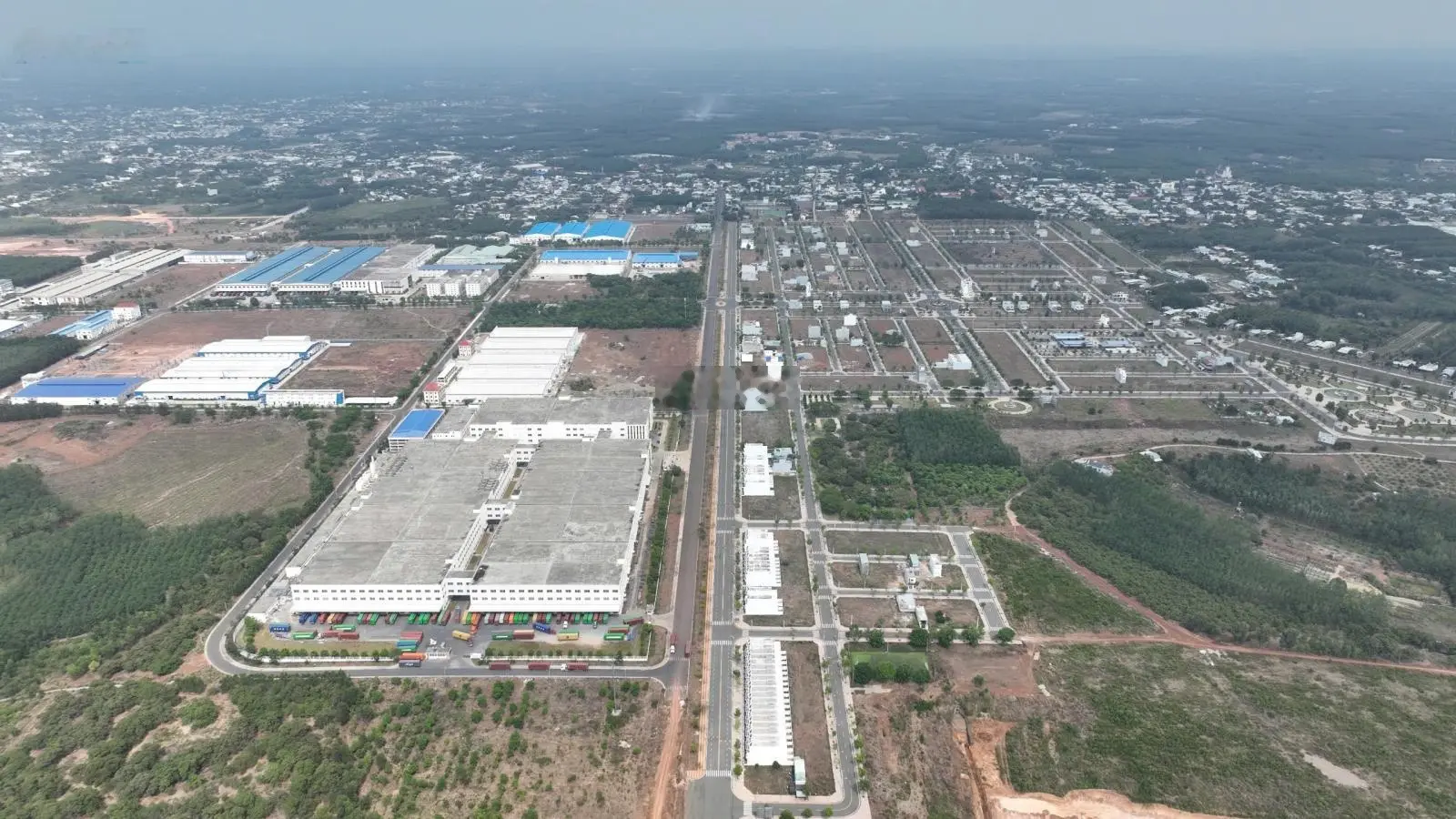 Golden Mile dãy nhà shophouse hoàn thiện pháp lý, chính sách ưu đãi, nằm đối diện KCN Đồng Xoài III