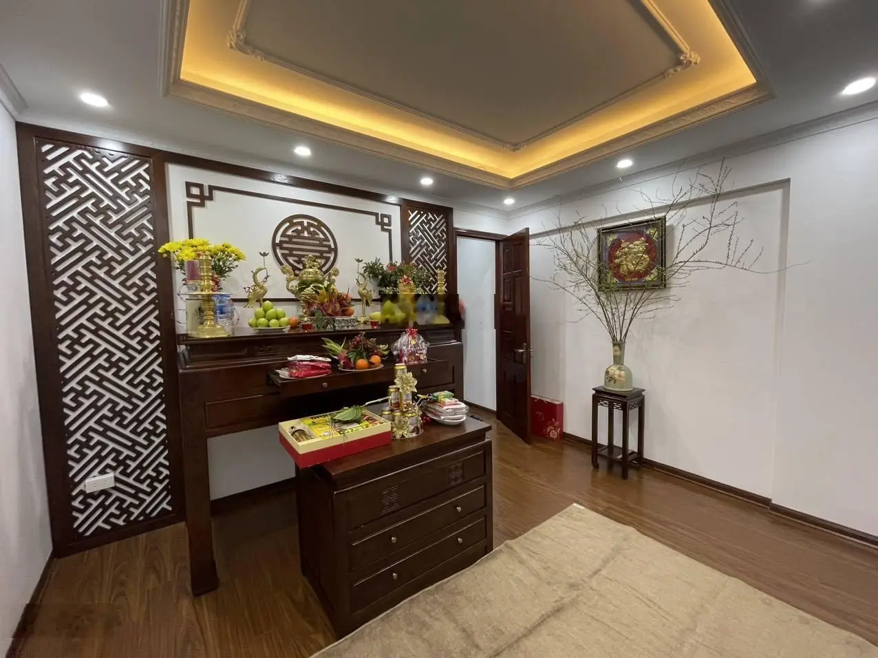Nhà mặt ngõ Pháo Đài Láng rộng 2.5m, DT32m2 xây 5T MT4.2m giá 7.8 tỷ