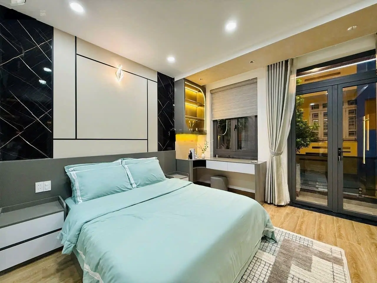 Chính chủ cần bán gấp nhà Đ.CMT8,P12,Q10 giá 3TỶ950/63,8m2 thuê 28tr/tháng gần Công trường Dân Chủ