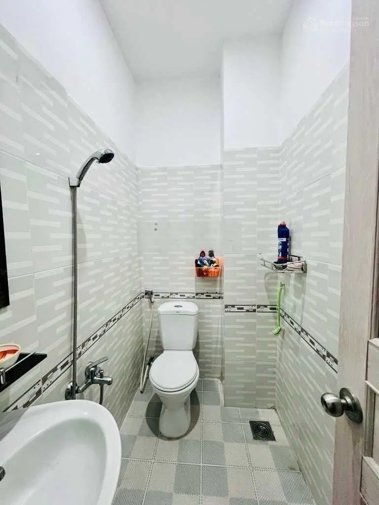 Nhà hiếm khó tìm - HXH Huỳnh Văn Nghệ - Gò Vấp - DT 60m2 xây 4 tầng BTCT chắc chắn - chỉ 6 tỷ nhỉnh