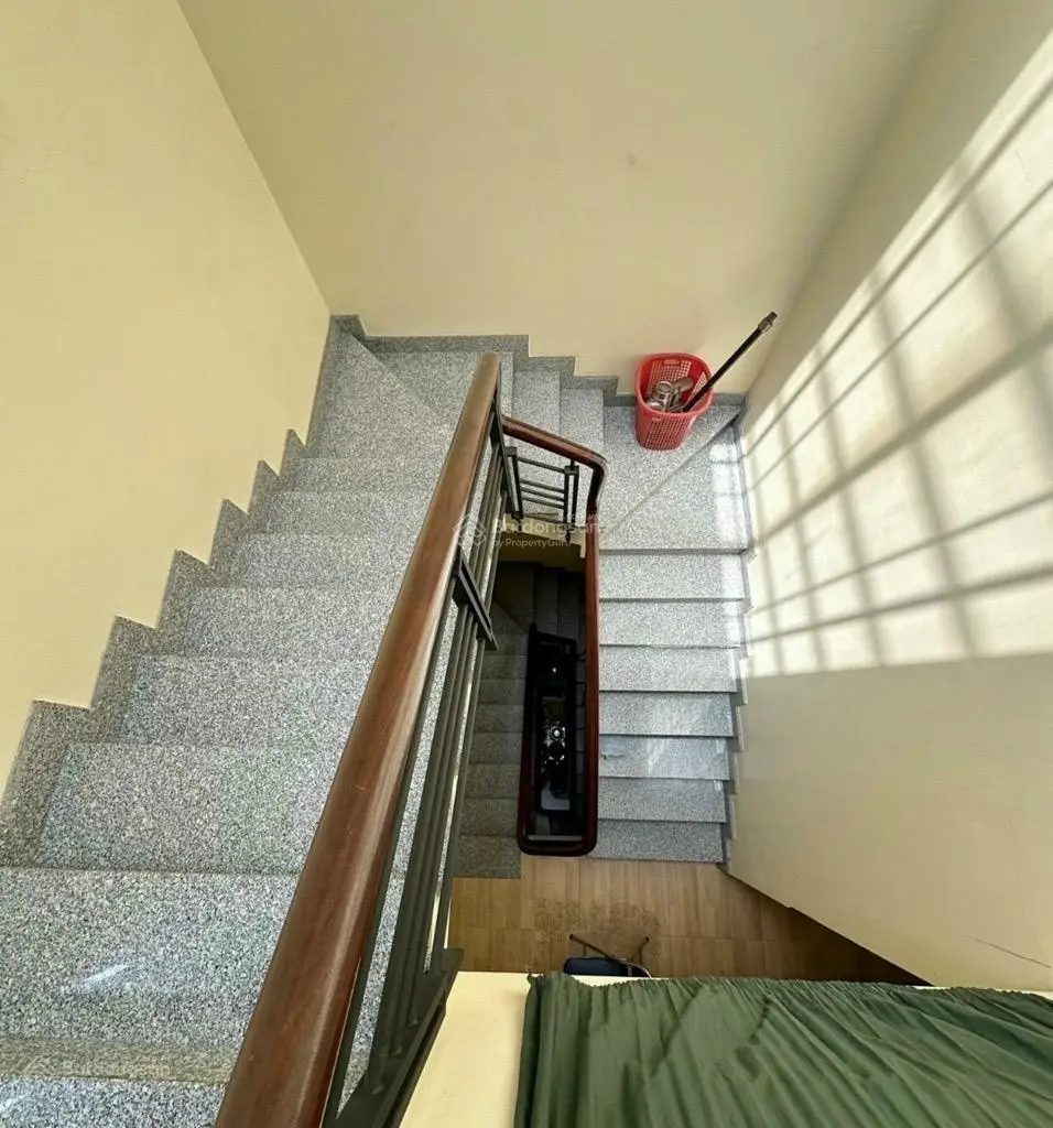 Bán nhà 4 tầng 63m2, 4PN, đường 10m chợ Rạch Ông Nguyễn Thị Tần P2 Q8, chỉ hơn 11 tỷ, pháp lý chuẩn