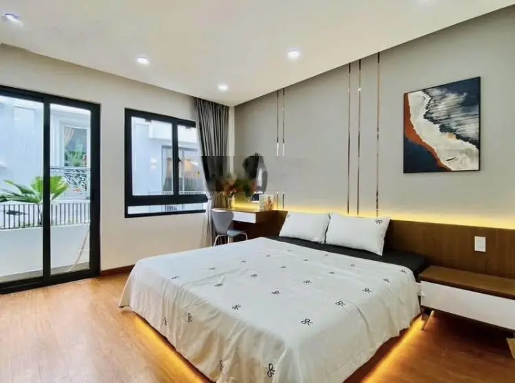 Bán nhà Nguyễn Hữu Hào-Q1 giá chỉ 4.020tỷ/76m2. Gần chung cư Millenium. Cho thuê 30tr