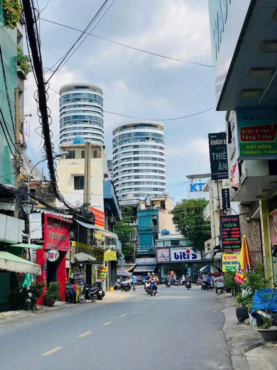 Chính chủ bán nhà MT Nguyễn Cửu Vân, P17, Bình Thạnh, hai MT trước sau, 5 tầng giá bán 17 tỷ TL