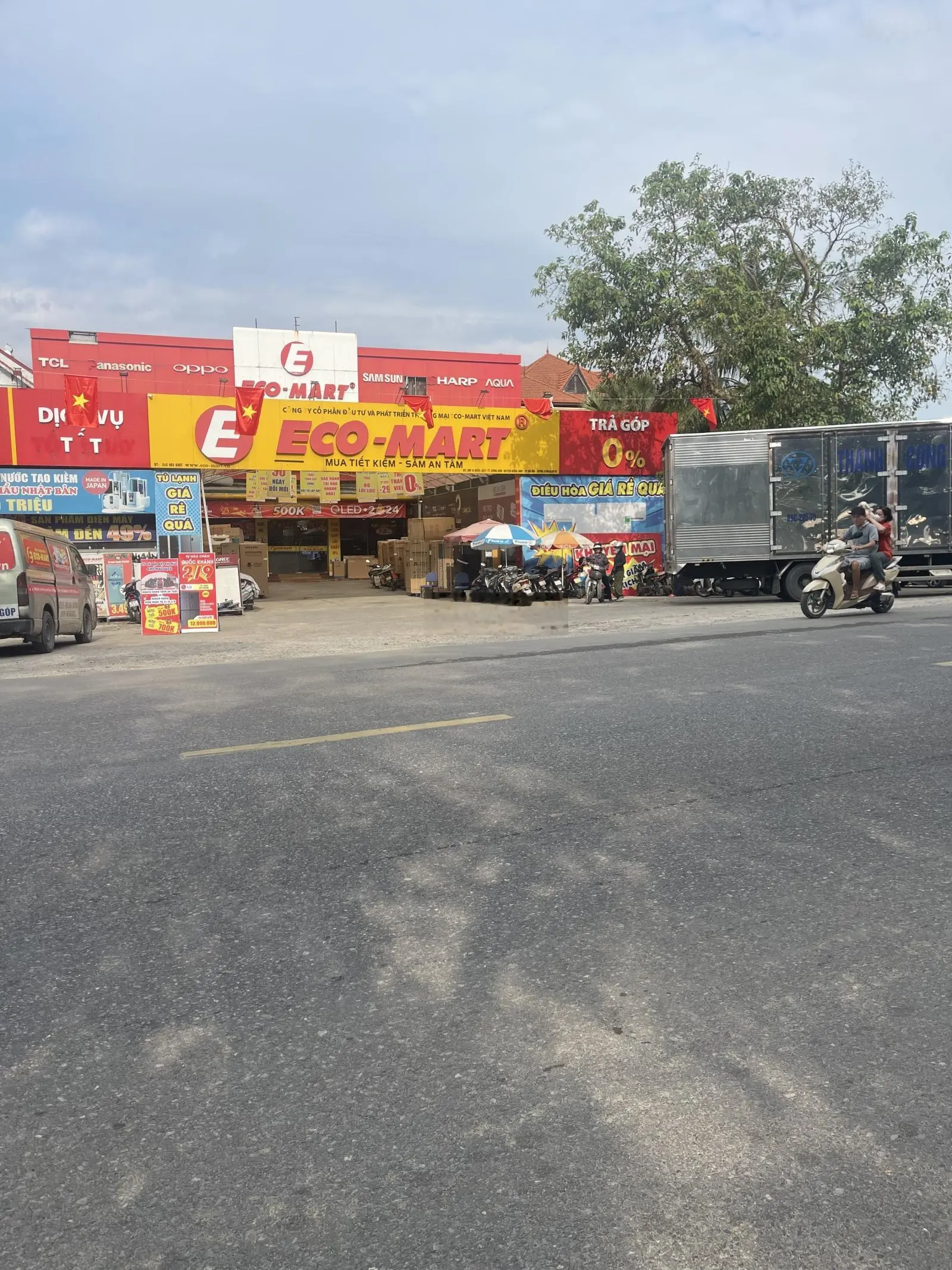 Bán 156m đất thị trấn đông anh ,ô tô tránh chạy vòng quanh,kinh doanh sầm uất.chỉ nhỉnh 12tỷ
