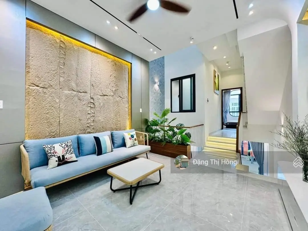 Chủ ngợp bán nhà đường Hồ Văn Huê đoạn giao với Đào Duy Anh 64m2, 1T2L, cho thuê 10tr/th