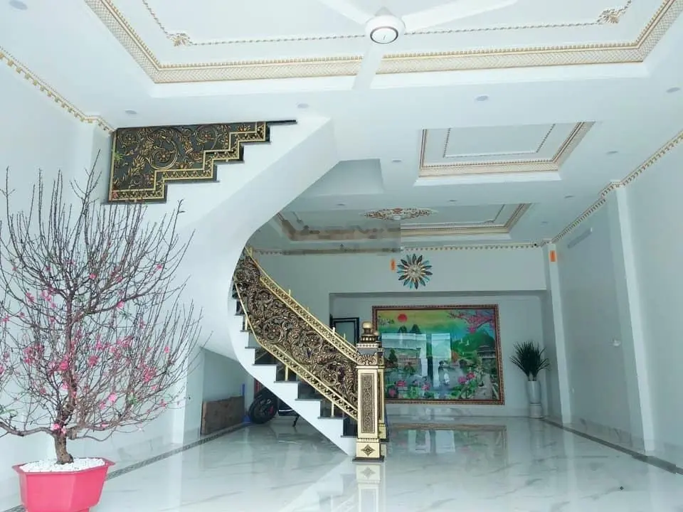 Chính chủ cần bán căn liền kề Kiến Hưng Luxury 73m, mặt tiền 7m 0332 226 ***