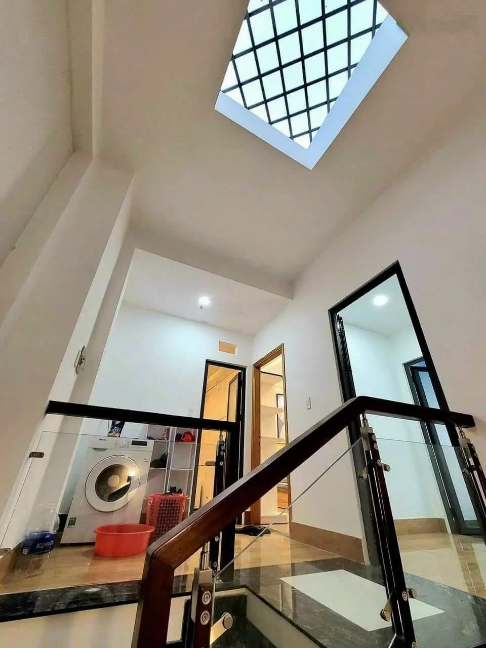 Phát mãi căn nhà đường Pasteur , Phường 8, Quận 3. DT 70m2. Giá 8 tỷ 550. SHR. LH 0903 632 *** Quân